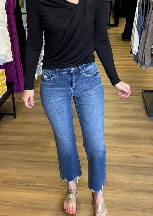 Victoria Straight Fit Jeans